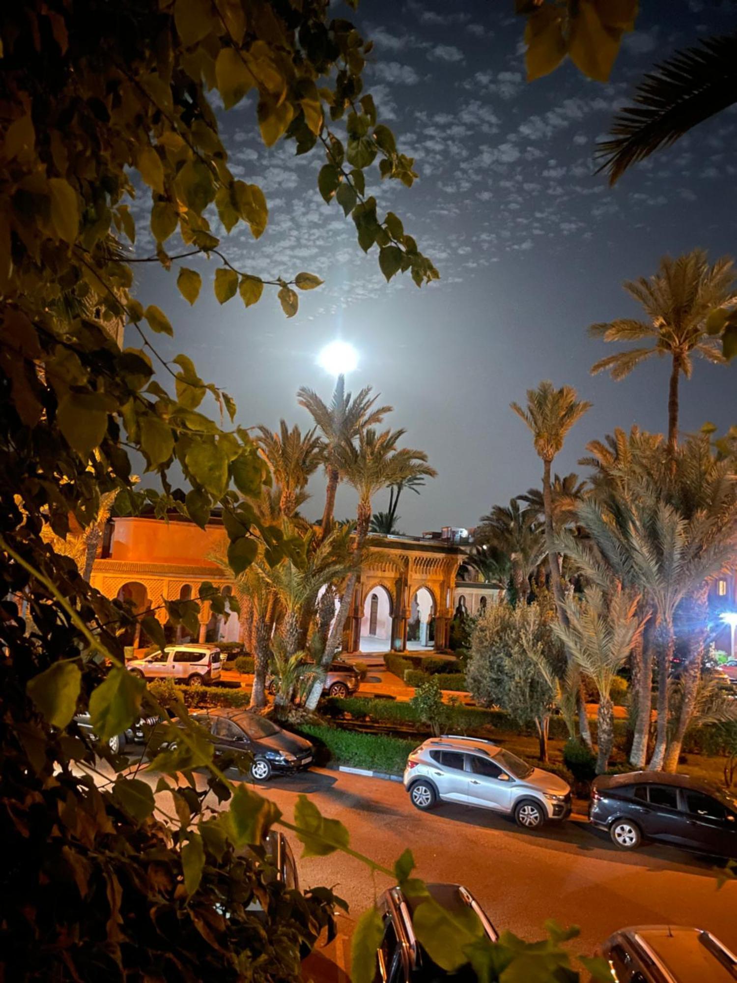 Riad Palmier Fleuri Marrakesh Exterior foto